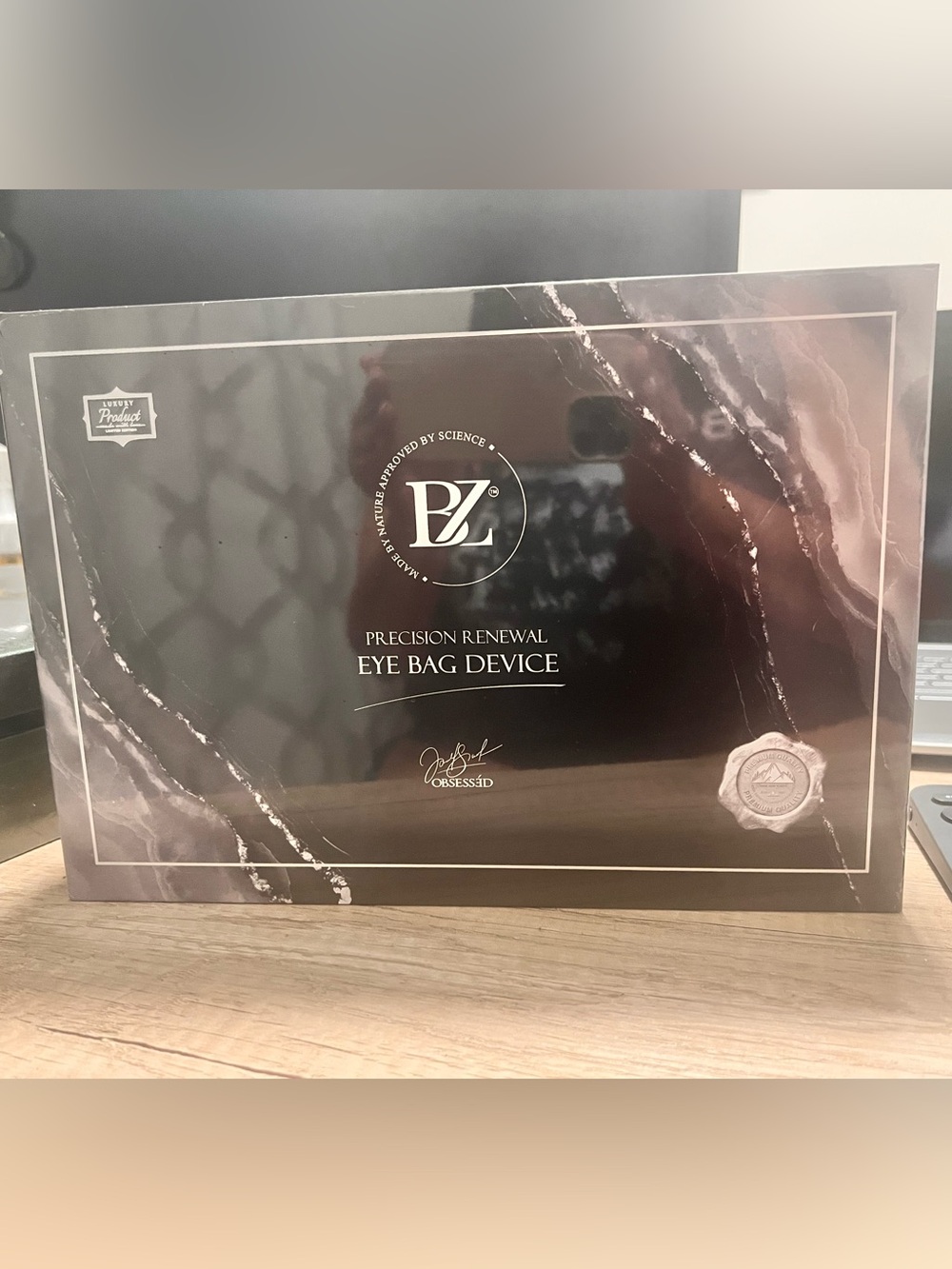 Below Zero Precision Renewal Eye Bag Device LED EMS – NEW SEALED